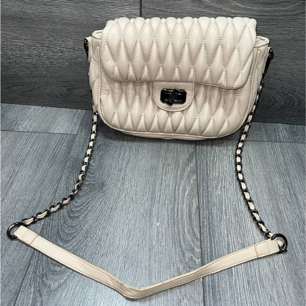 Badgley Mischka Gray Mini chain Quilted beige Crossbody Bag B000669 - Picture 2 of 10